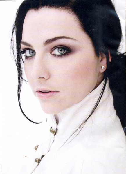 Amy (2)